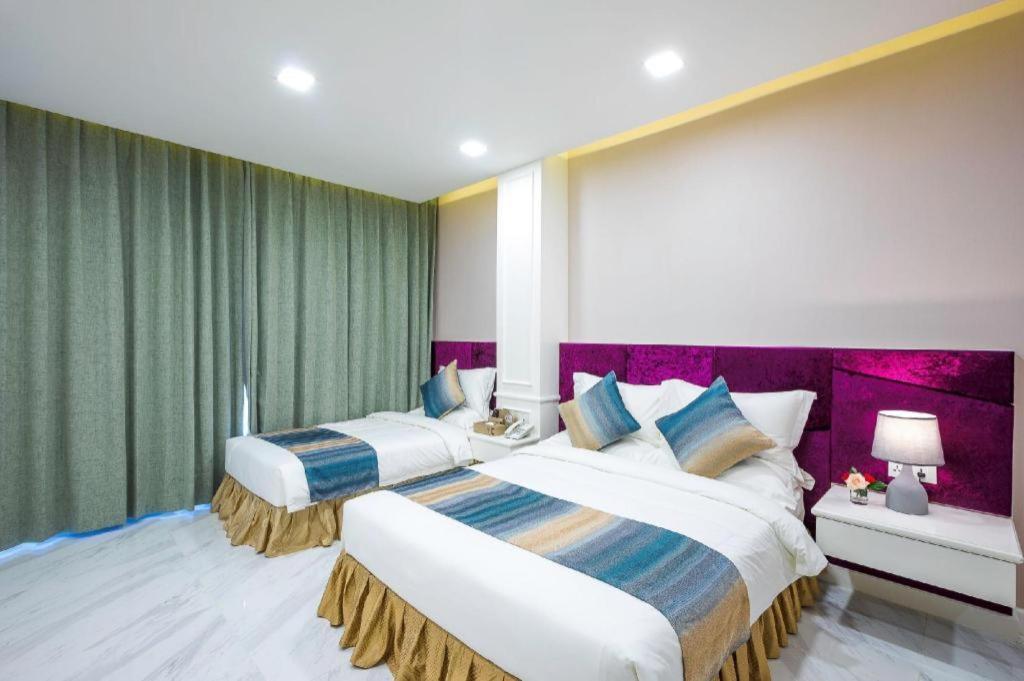 V Boutique Hotel Phnom Penh Exteriör bild